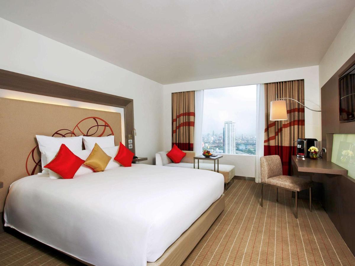 Four Points By Sheraton Bangkok Ploenchit - Formerly Novotel Bangkok Ploenchit Exteriér fotografie